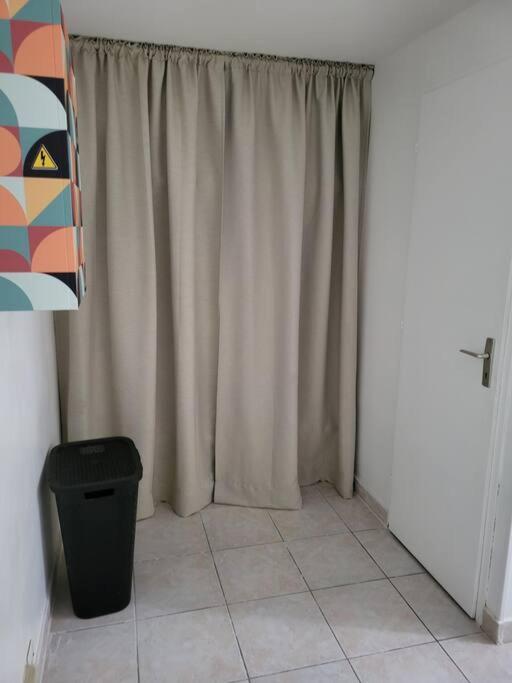 Appartement Paris Disneyland, Parking Gratuit, Rer A Нуази-ле-Гран Экстерьер фото